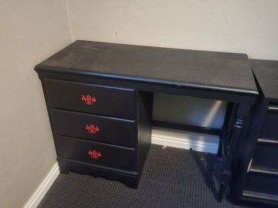 Black Desk with Red Handles - 3 Drawer Storage