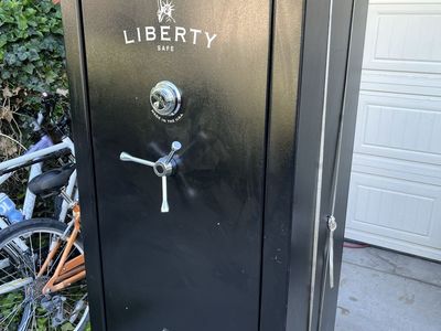 Liberty Safe Colonial 23 USA made 75min@1200f 12g Steel Modular Pro Flex Shelving Slip Clutch Handle Black Gun