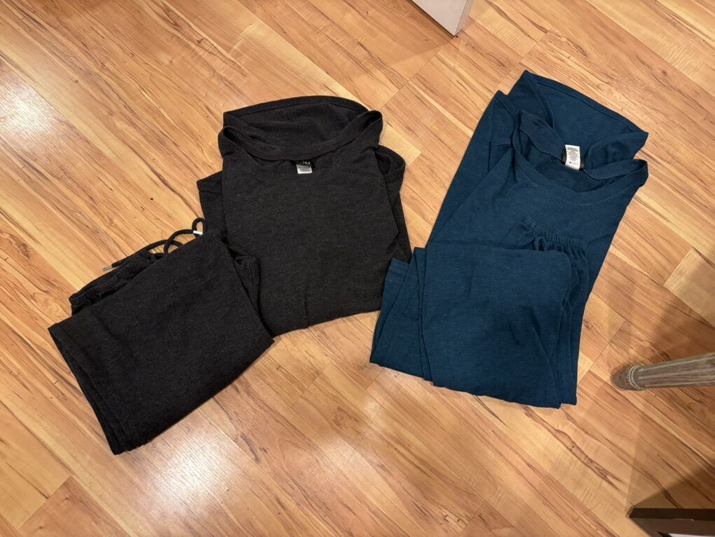 Women’s Cozy Pajamas XXL $8 Per Pair