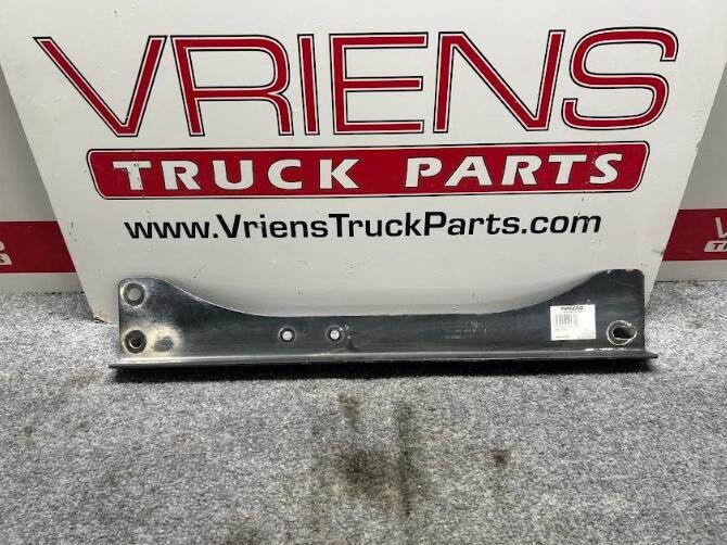 Peterbilt Right Bracket for a Kenworth