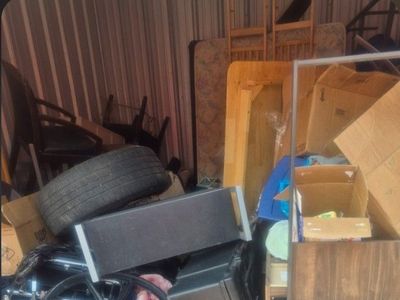FREE STUFF IN SANDY STORAGE UNIT IT HAS ALL GOT TO BE CLEANED OUT TODAY BY 9PM