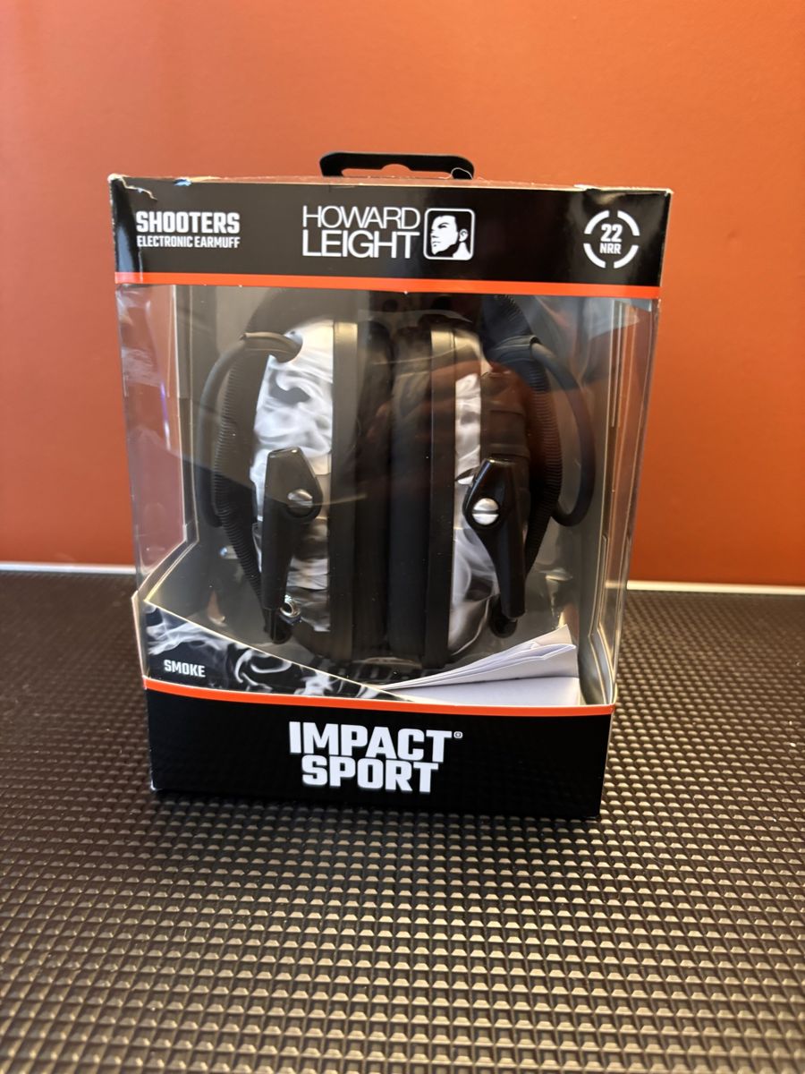 Shooters Electronic Earmuff ($60 value, NIB)