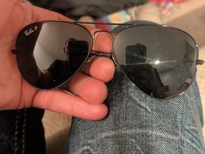 Ray-Ban Aviator Classic Black Polarized Sunglasses
