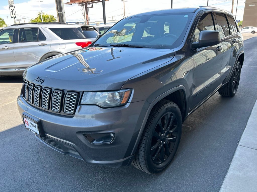 2020 Jeep Grand Cherokee Altitude