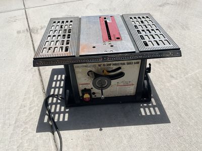 Chicago Electric Professional Series 10" 13 AMP Industrial Table Saw - Blade Devil