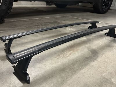 OEM Chevy Traverse 2018-2023 Roof Rack Cross Rails Black - Set of 2