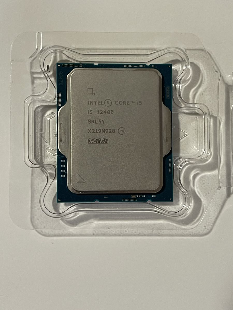 Intel Core i5-12400