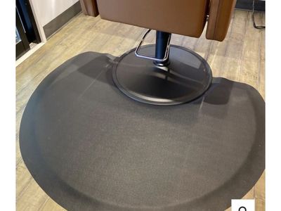 NEW OmySalon 3' x 4' Salon Anti Fatigue circular Barber mat