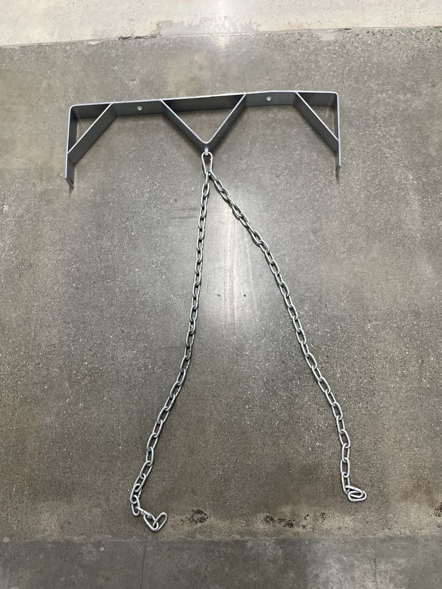 Metal Hanging Basket Bracket with Chains - Durable Wall Mount Planter Holder