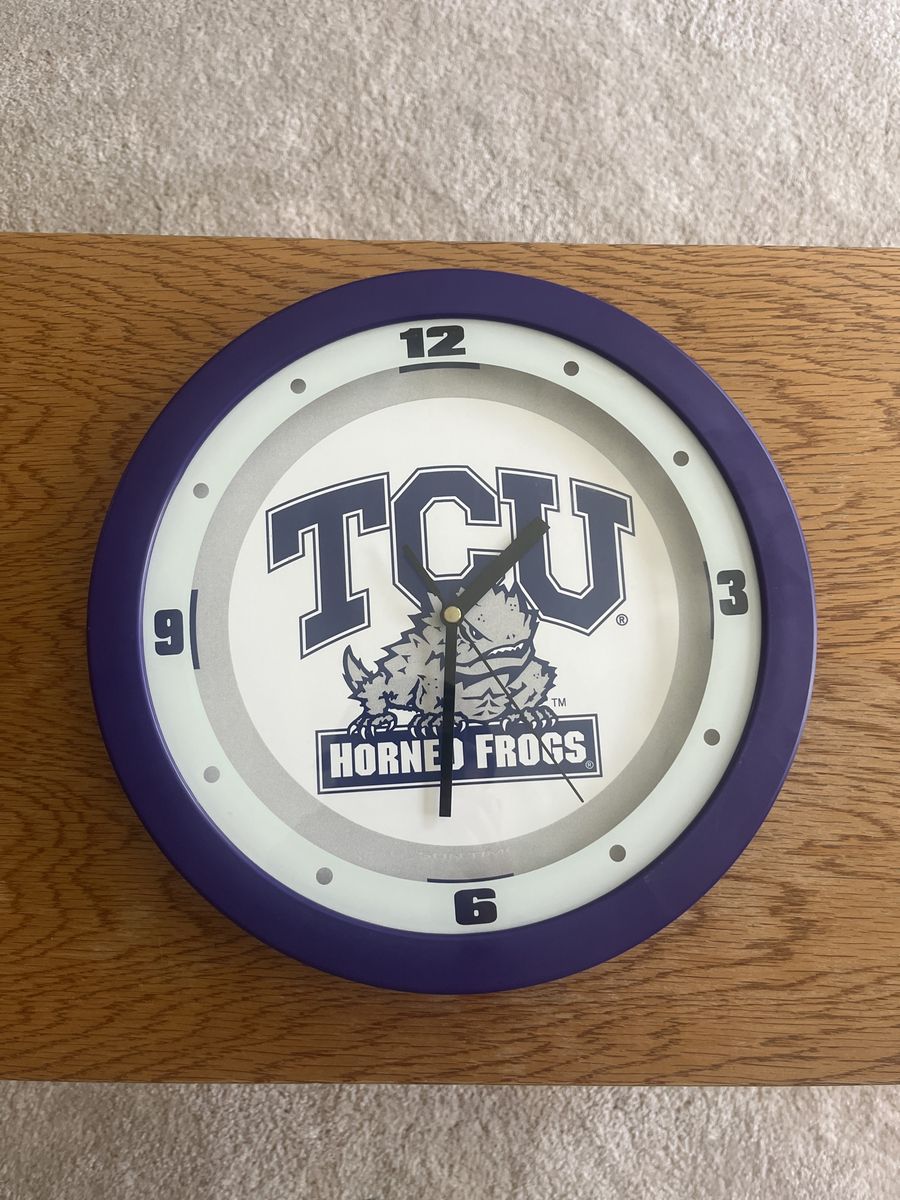 Wall Mounted TCU Horned Frog Clock