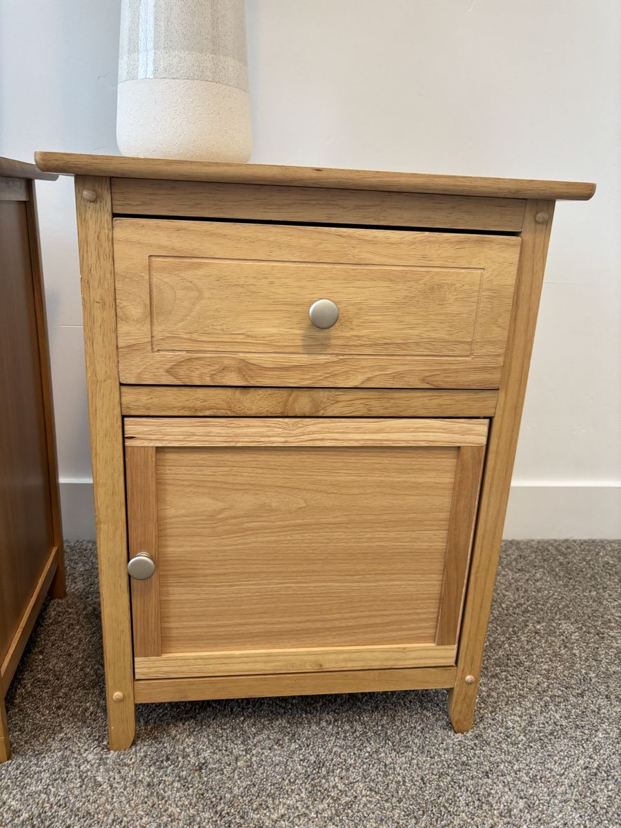Main image 4