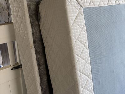 King Box Spring - (2 pieces)