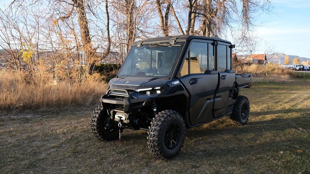 2026 Can-Am Defender MAX Limited HD11