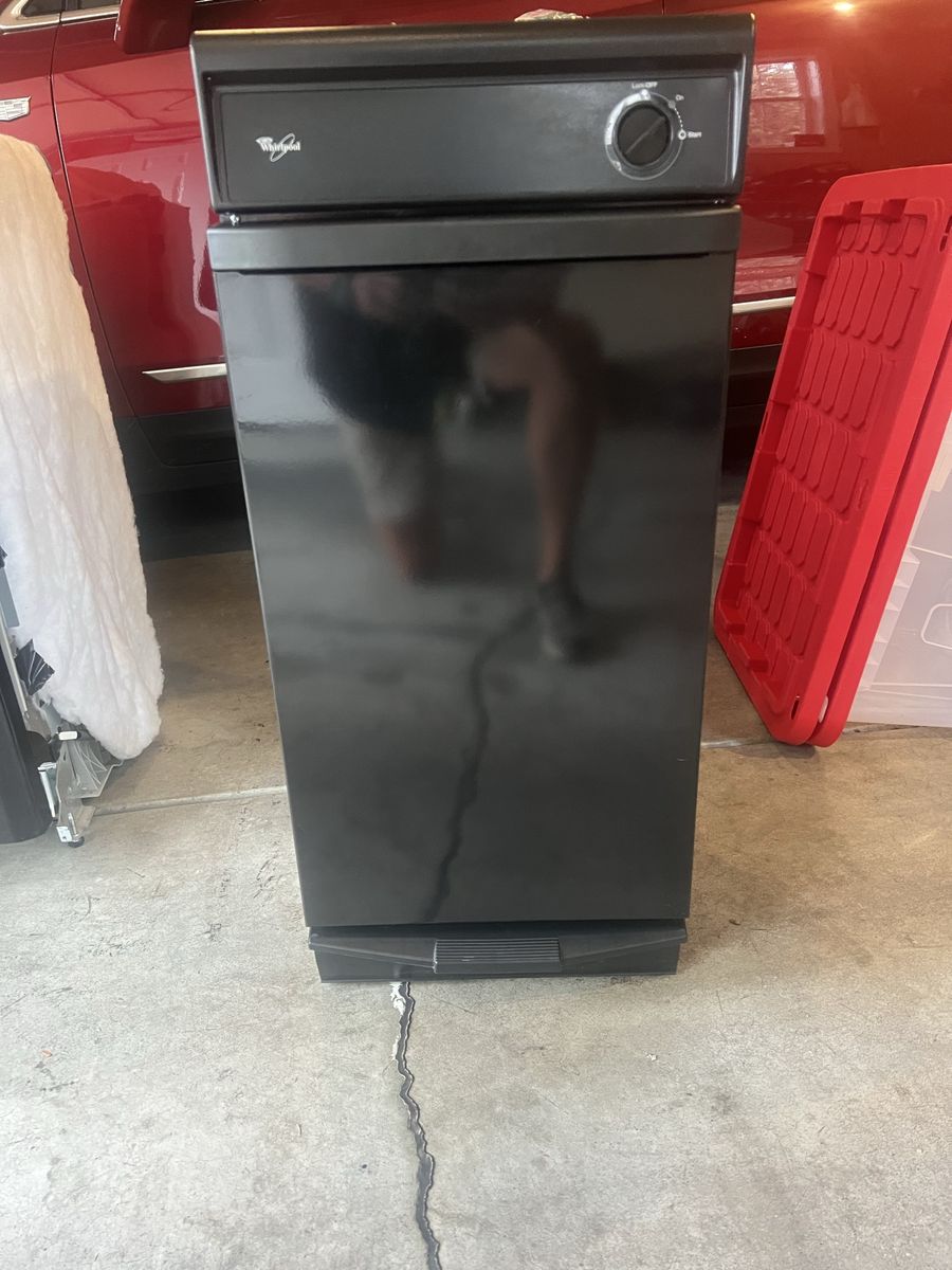 Whirlpool trash compactor