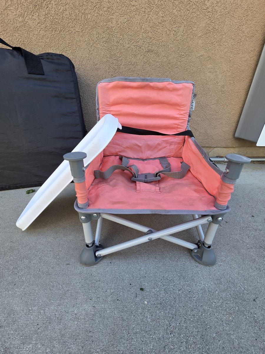 Portable booster chair
