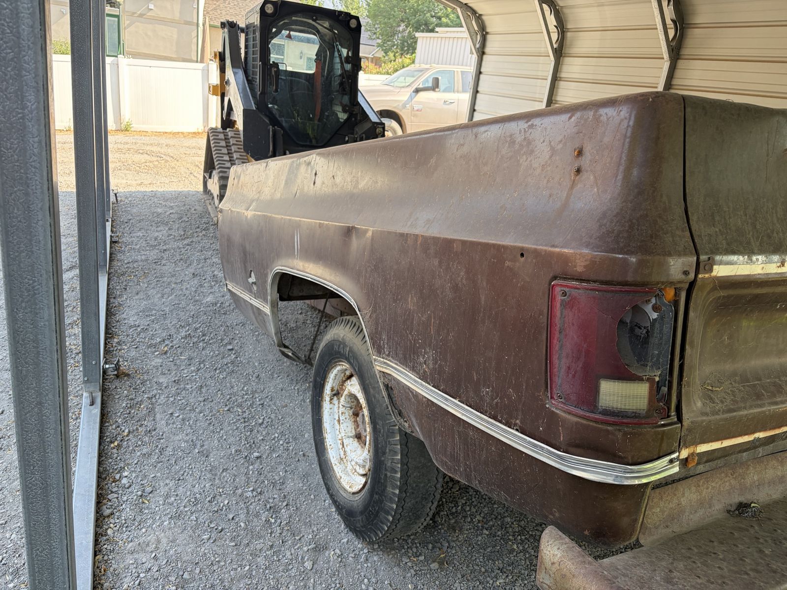 Main image 5