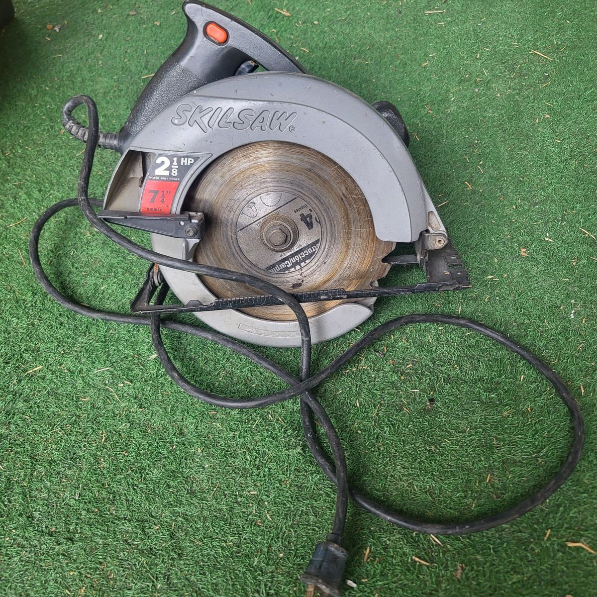 SKILSAW 7 1/4" 2-1/8 HP Electric Circular Saw