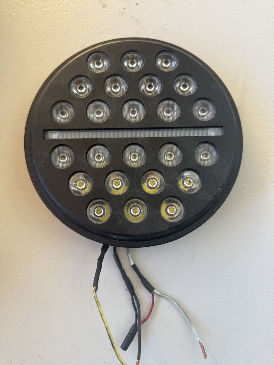 Moons MC Moonmaker Flyeye