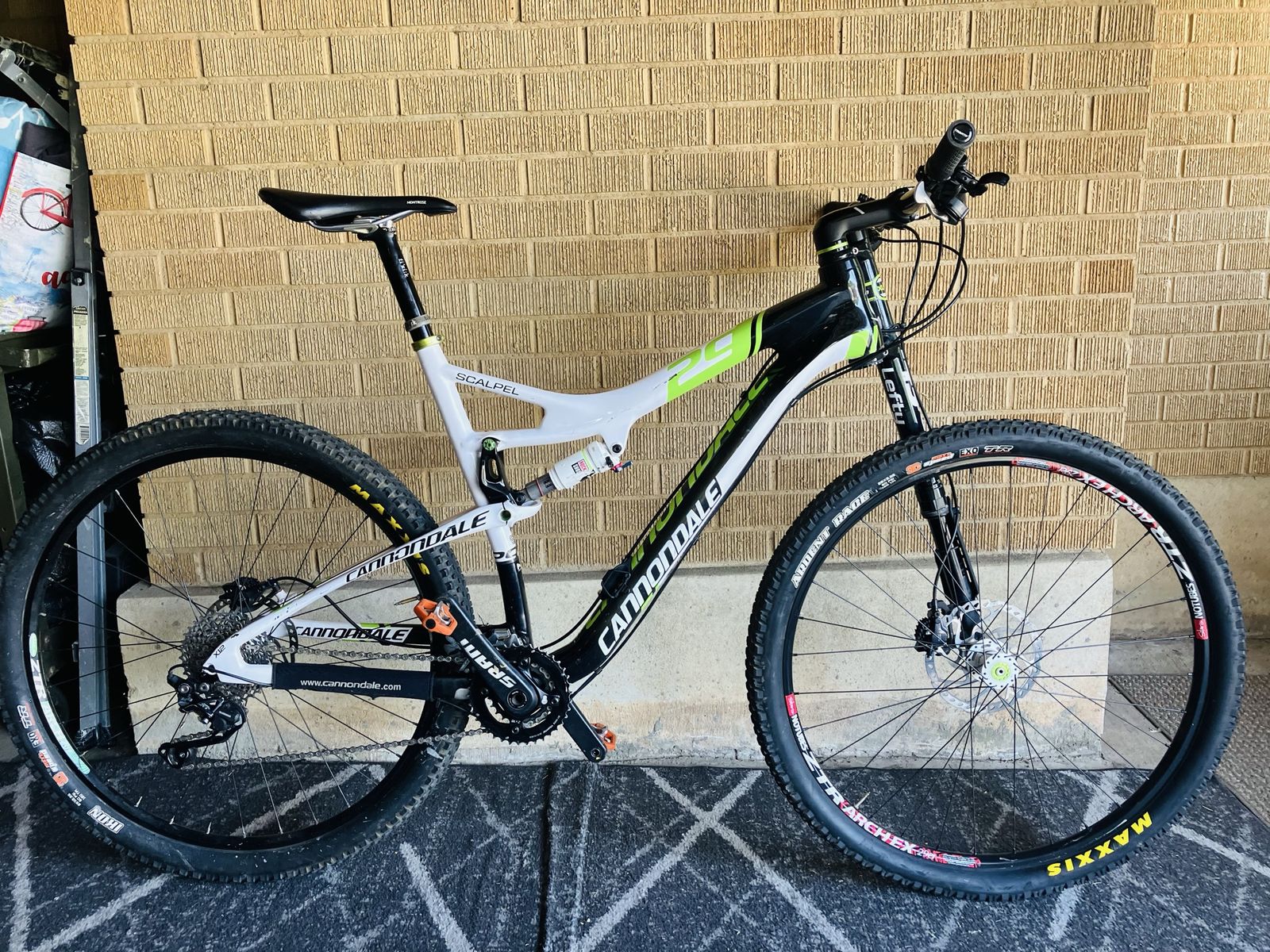 Cannondale Scalpel 29er Carbon Full Suspension Mountain Bike - Size XL