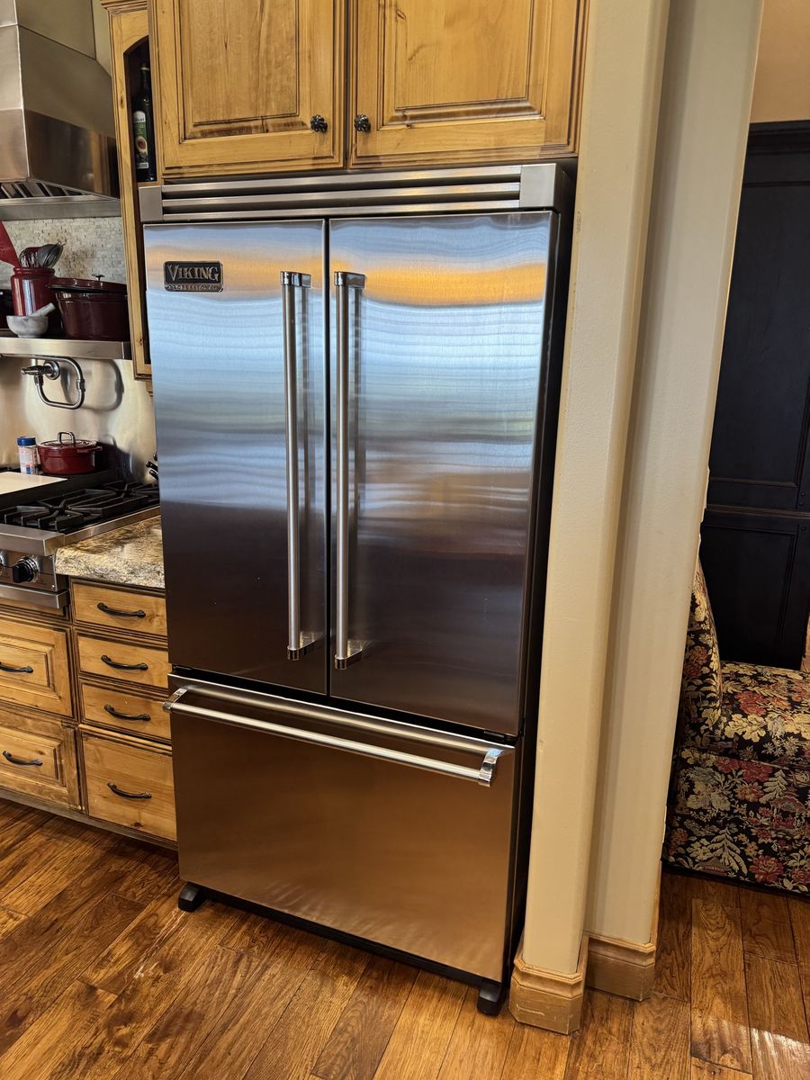 Viking Professional Series Stainless Steel appliances
