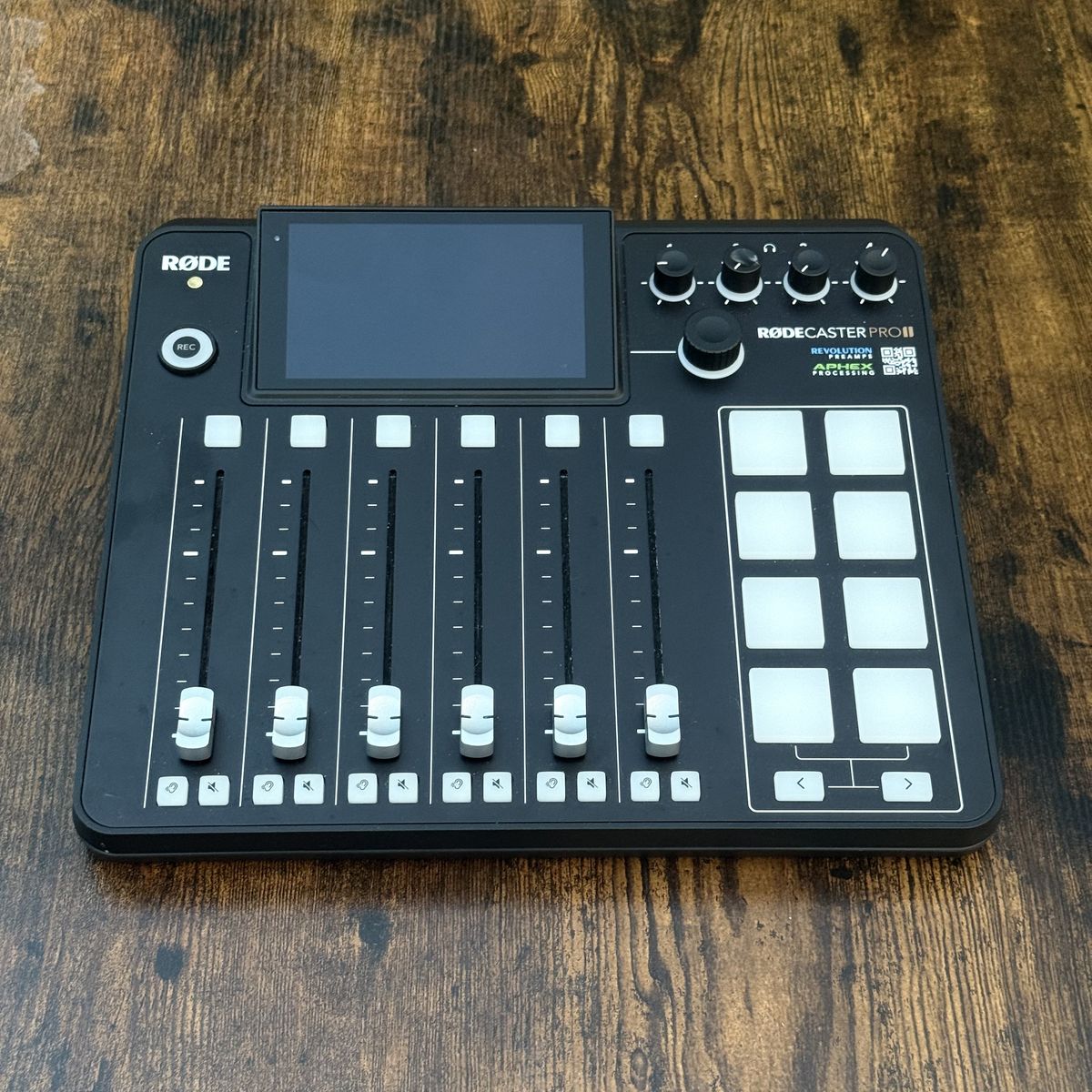 Rode RODECaster Pro II Podcast Production Studio