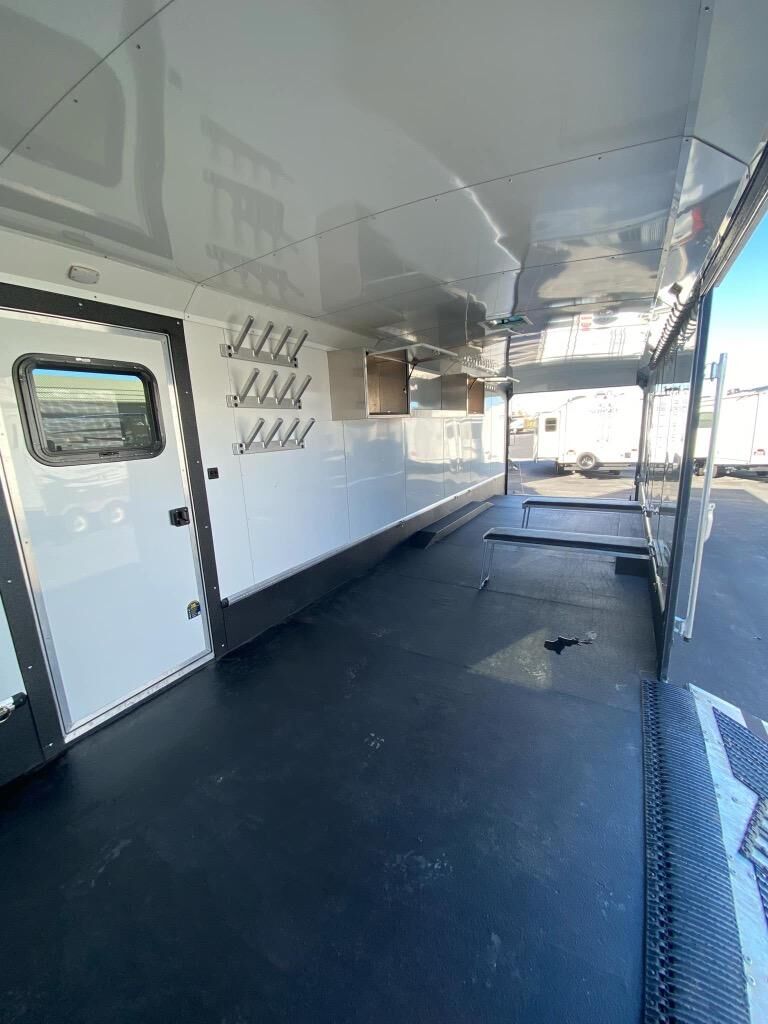 Used 2022 Logan Coach Horsepower Gooseneck