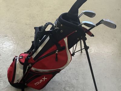 Tour X Junior Golf Club Set with Stand Bag - Used Good