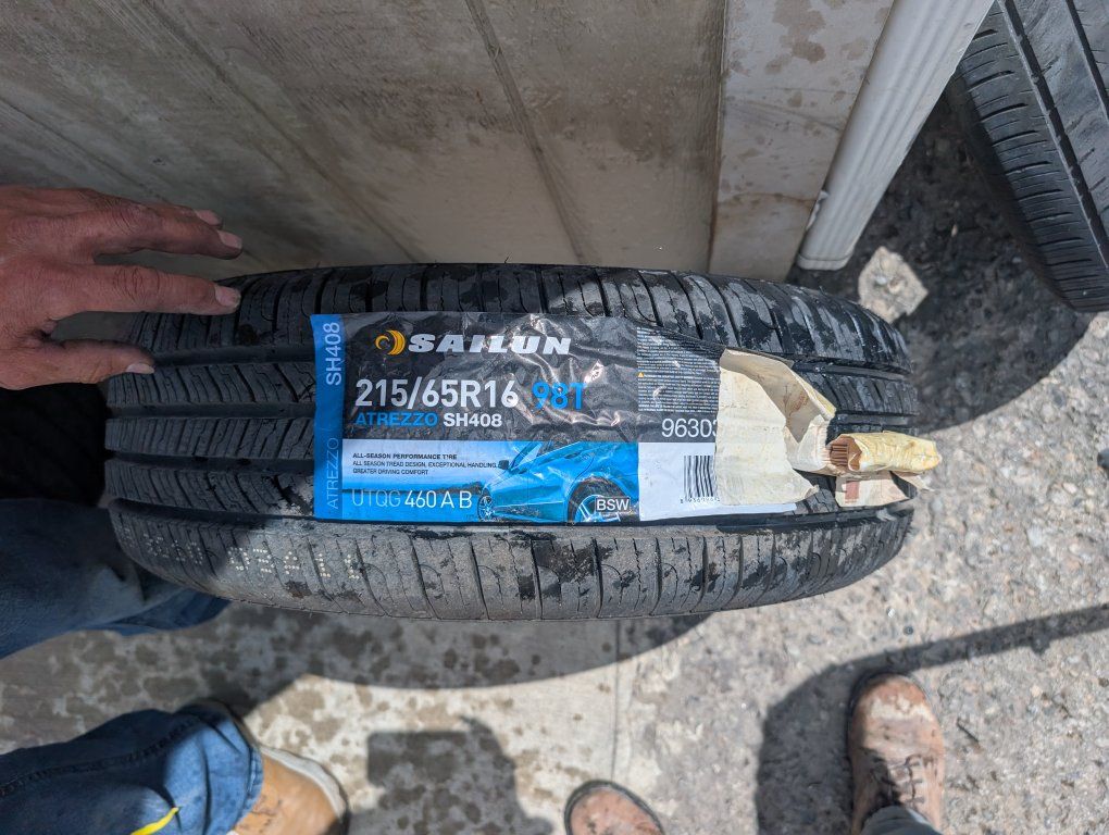 215/65/R16 Sailun Brand New Tire
