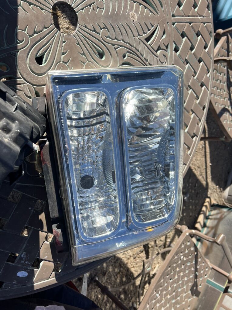 Excursion Headlights