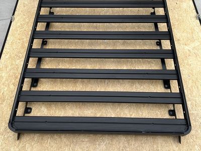 Frontrunner Slimline II Roof Platform