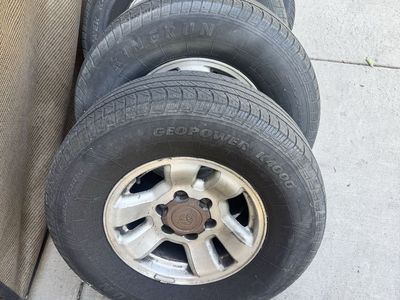 1997 Toyota 4Runner stock wheels