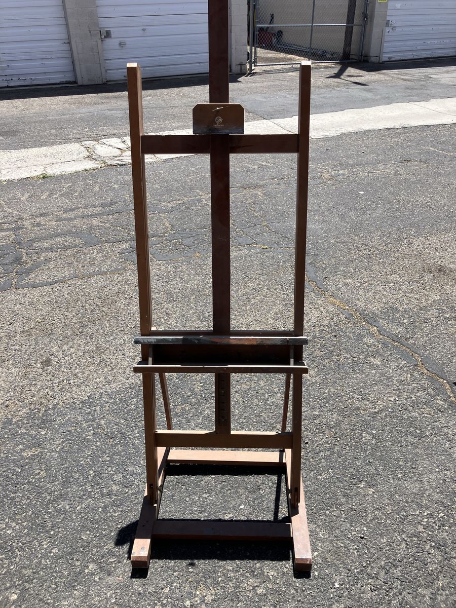Vintage grumbacher artist easel
