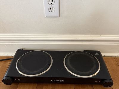 Cusimax 1800W Double Electric Burner Portable Cooktop with Adjustable Temperature