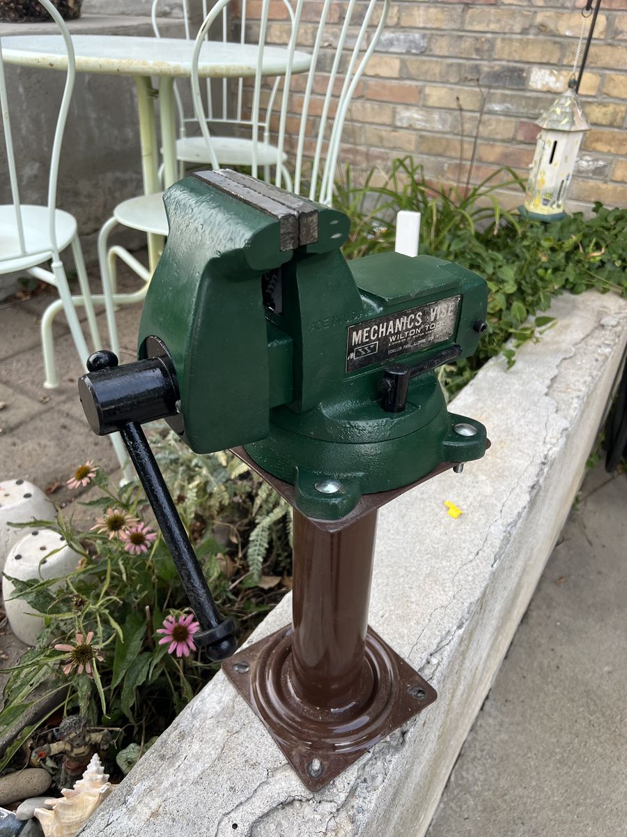 Wilton Mechanics Vise 4" Jaw 