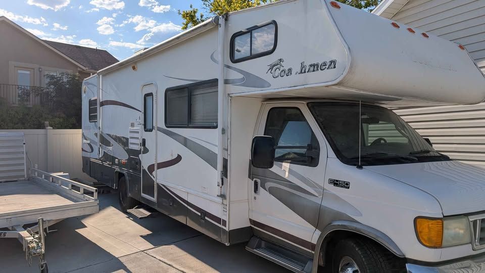 2003 Coachmen Santara 316KS 45k Miles