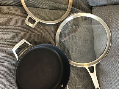 Free Calphalon pan with two lids