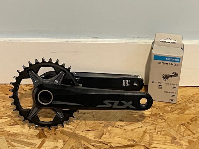 Shimano SLX 1x12 crankset with new bottom bracket 175 cranks