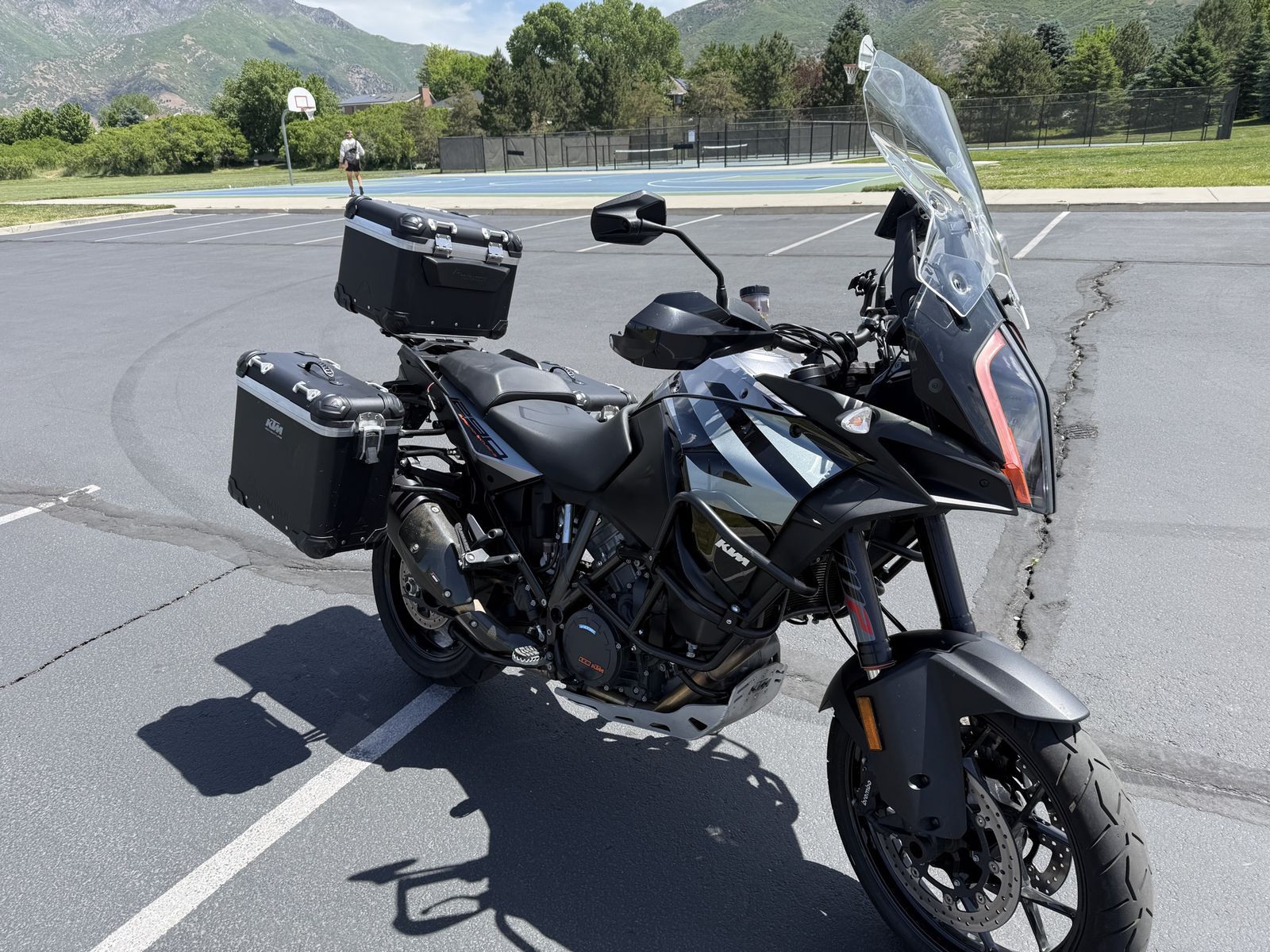 KTM 1290 Super Adventure S with Panniers and Top Case - Ready for Adventure