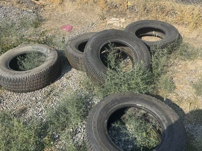 Used 275/70R18Tires (Set of 5)