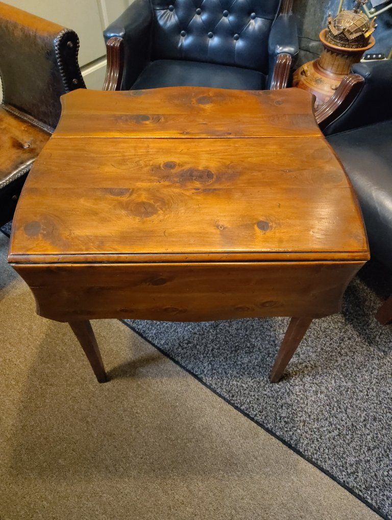 Main image 4