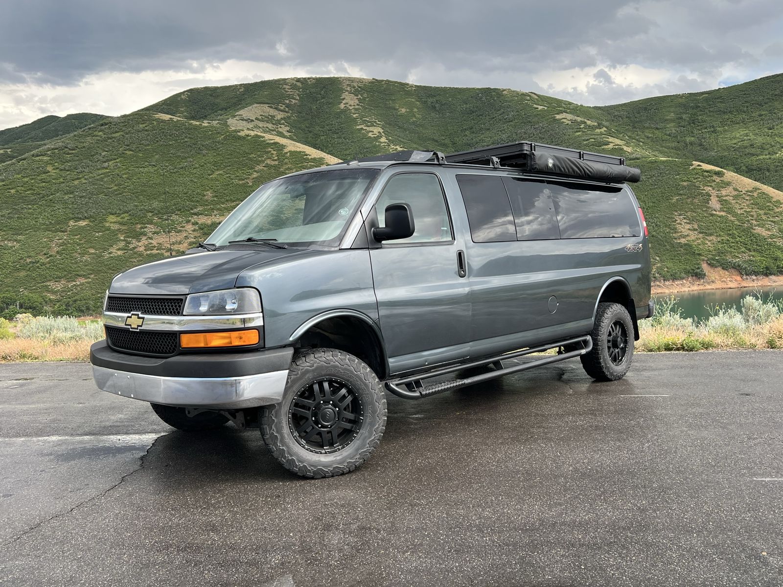 2014 Quigley 4x4 Chevrolet Express 3500 sleeps 4 seats 9 Rooftop Tent