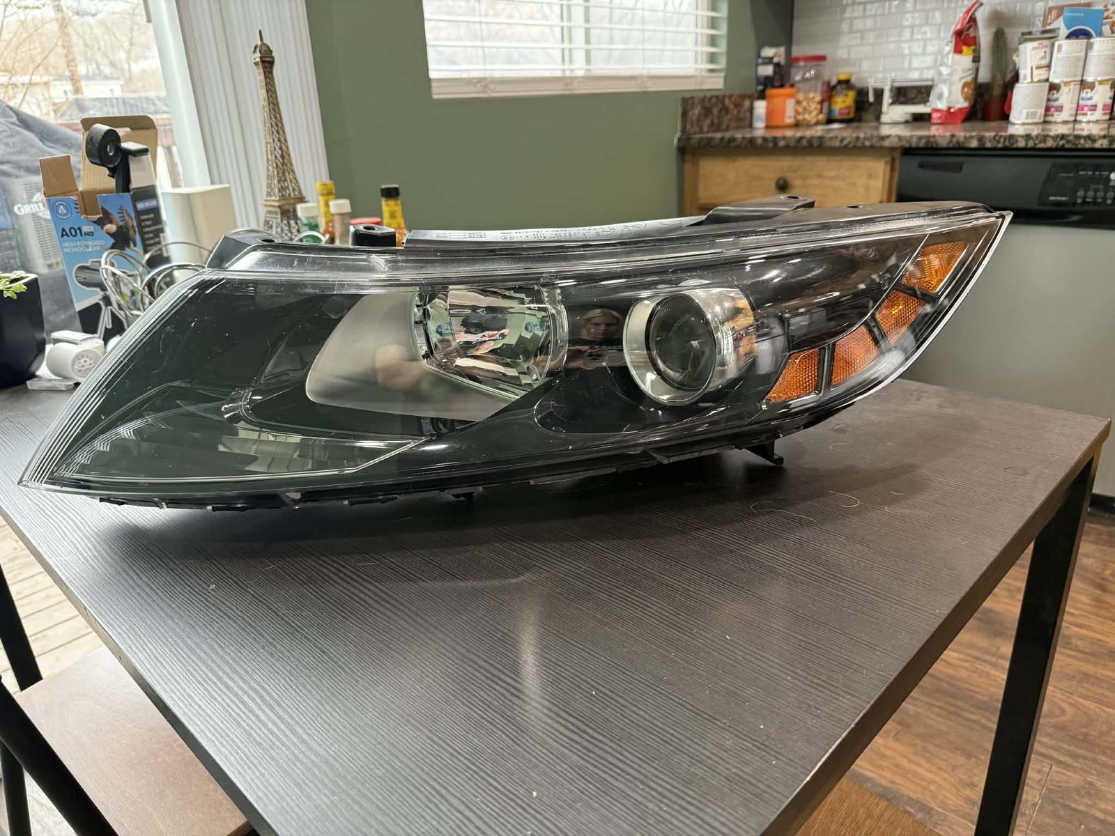 Kia Optima 2011 2012 2013 HID Headlight Driver Side