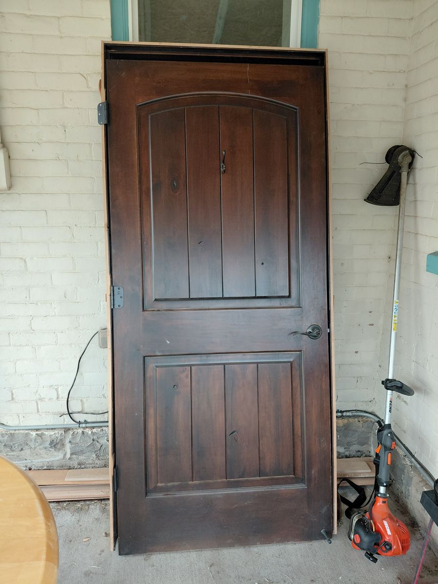 Interior door. Heavy duty