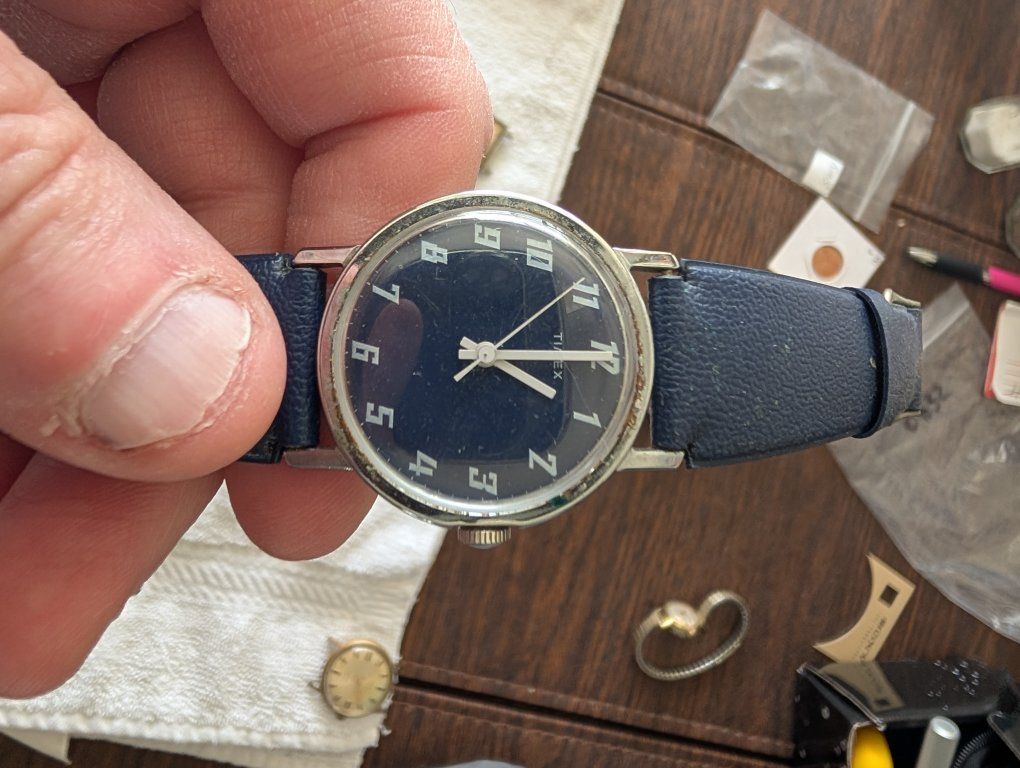 Vintage 70's Timex Men's wind-up watch