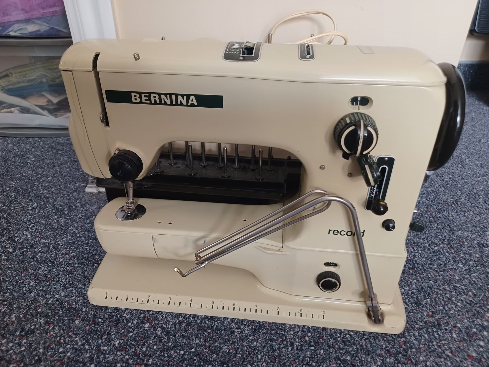 Bernina - Record Sewing machine