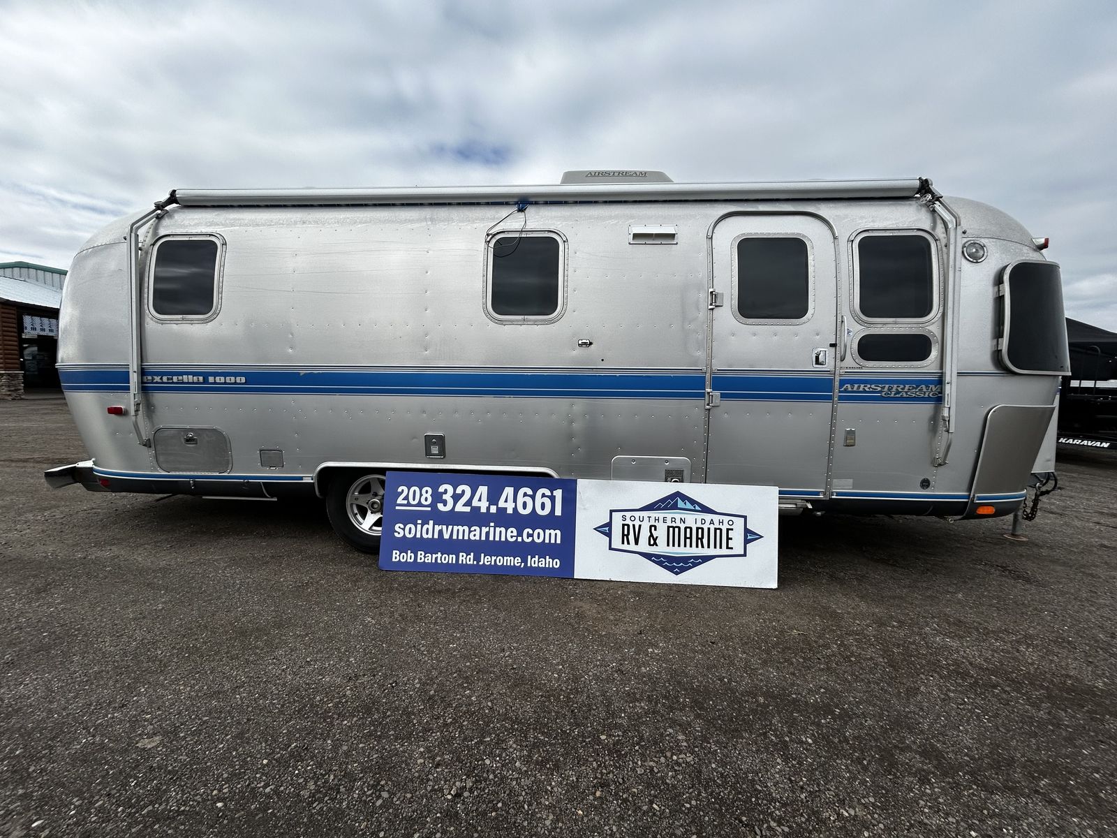 AIRSTREAM EXCELLA 25