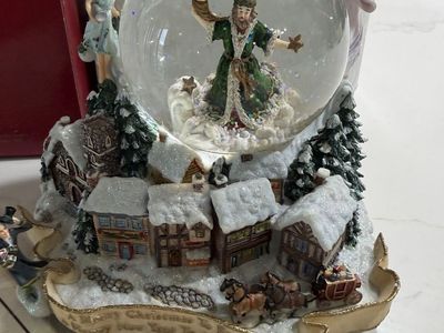 Westland Giftware A Christmas Carol Snow Globe Village Scene
