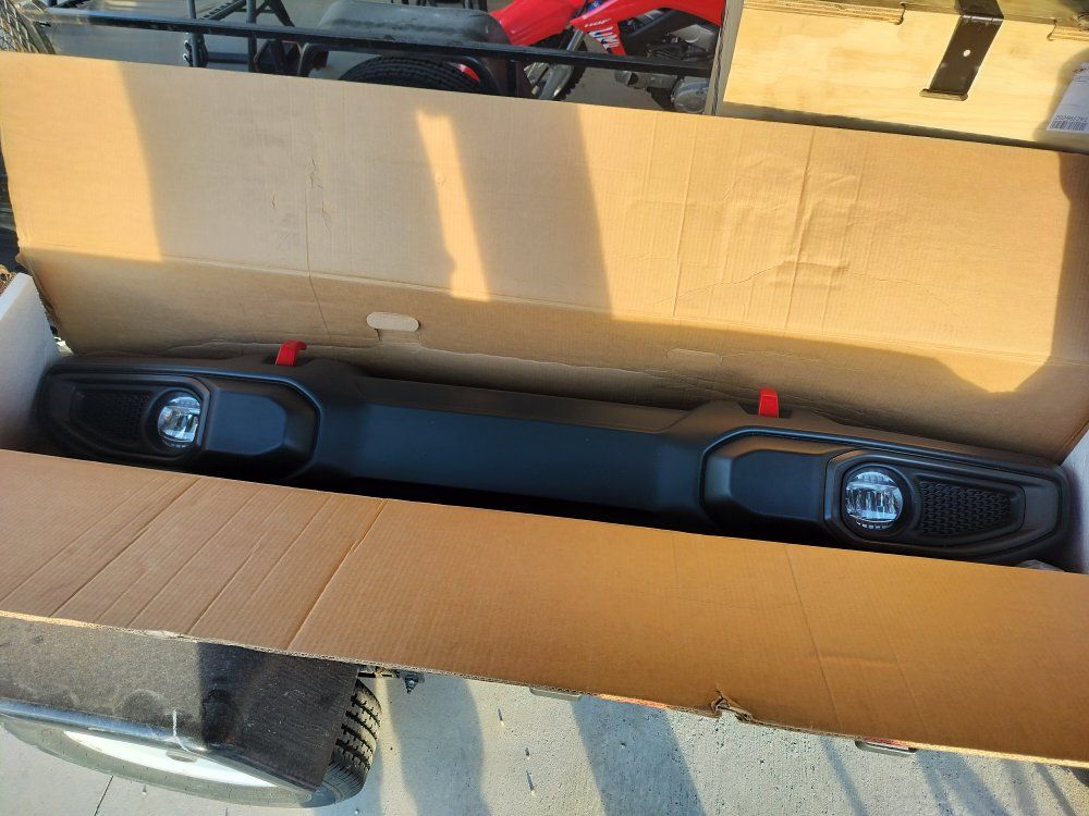 Jeep gladiator bumper