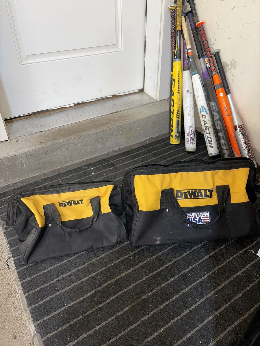 Dewalt tool bags