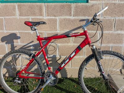 Large 20" GT Aggressorb3x8 MTB Hardtail/Shock fork
